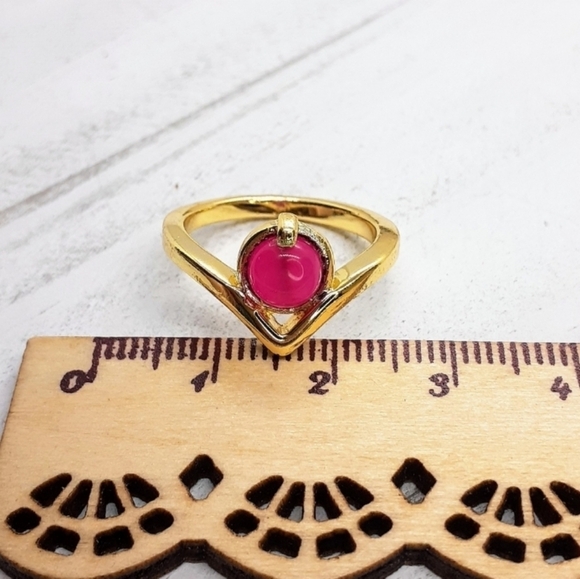 Pink Chalcedony circlet ring - Picture 7 of 7